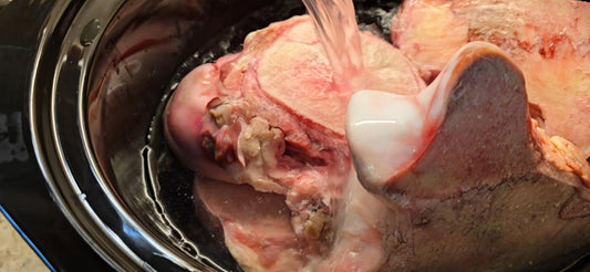 "Homemade Bone Broth For Dogs and Cats: Safe Easy and Vet-Approved Recipe"